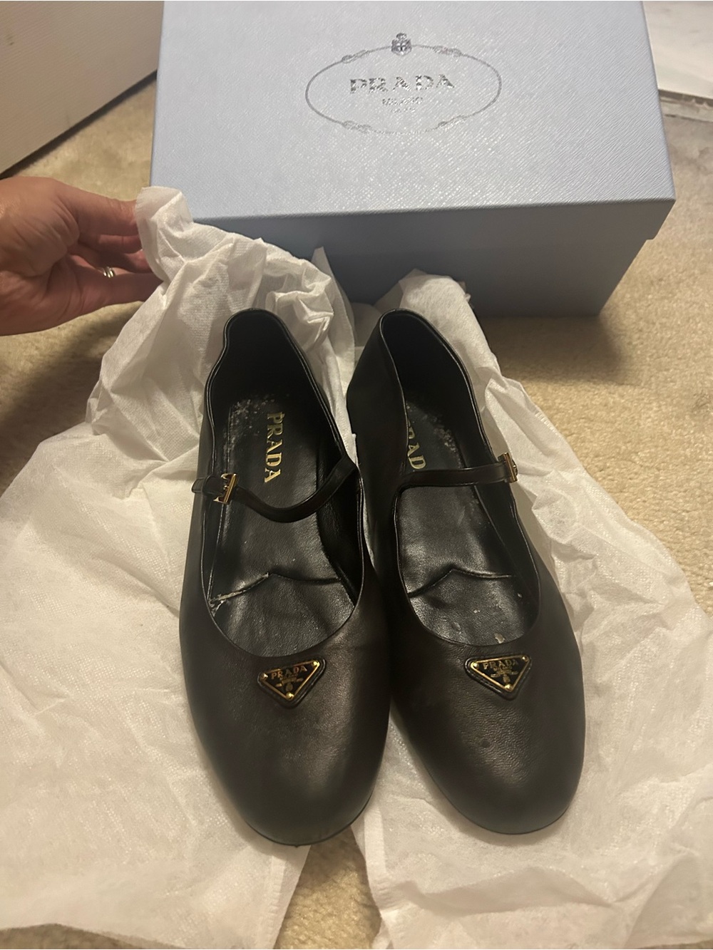 AUTHENTIC PRADA black leather Mary Jane flats. - Picture 4 of 16
